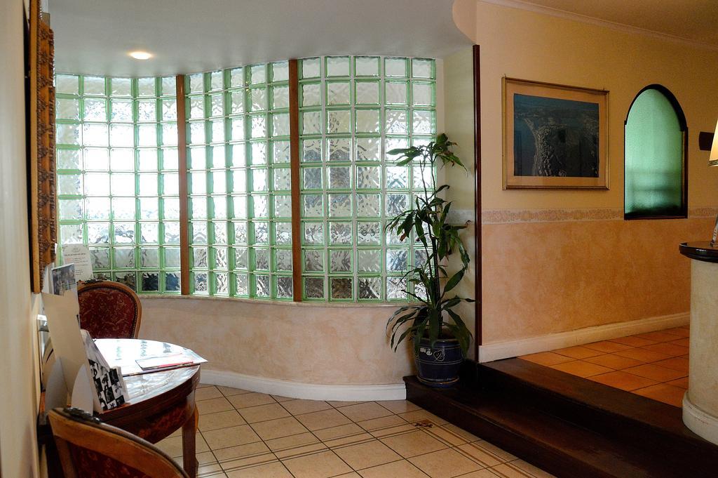 Albergo Delle Rose Pozzuoli Exterior foto